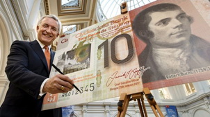 Primer billete de 10 libras en polímero para el poeta escocés Robert Burns