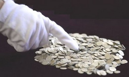 Hallazgo en Rumanía de 47.000 monedas de plata otomanas del siglo XV